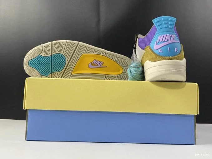1st Kicks Shoes x Union SP 4 DJ5718-300 Desert Jordan Moss Air 0817